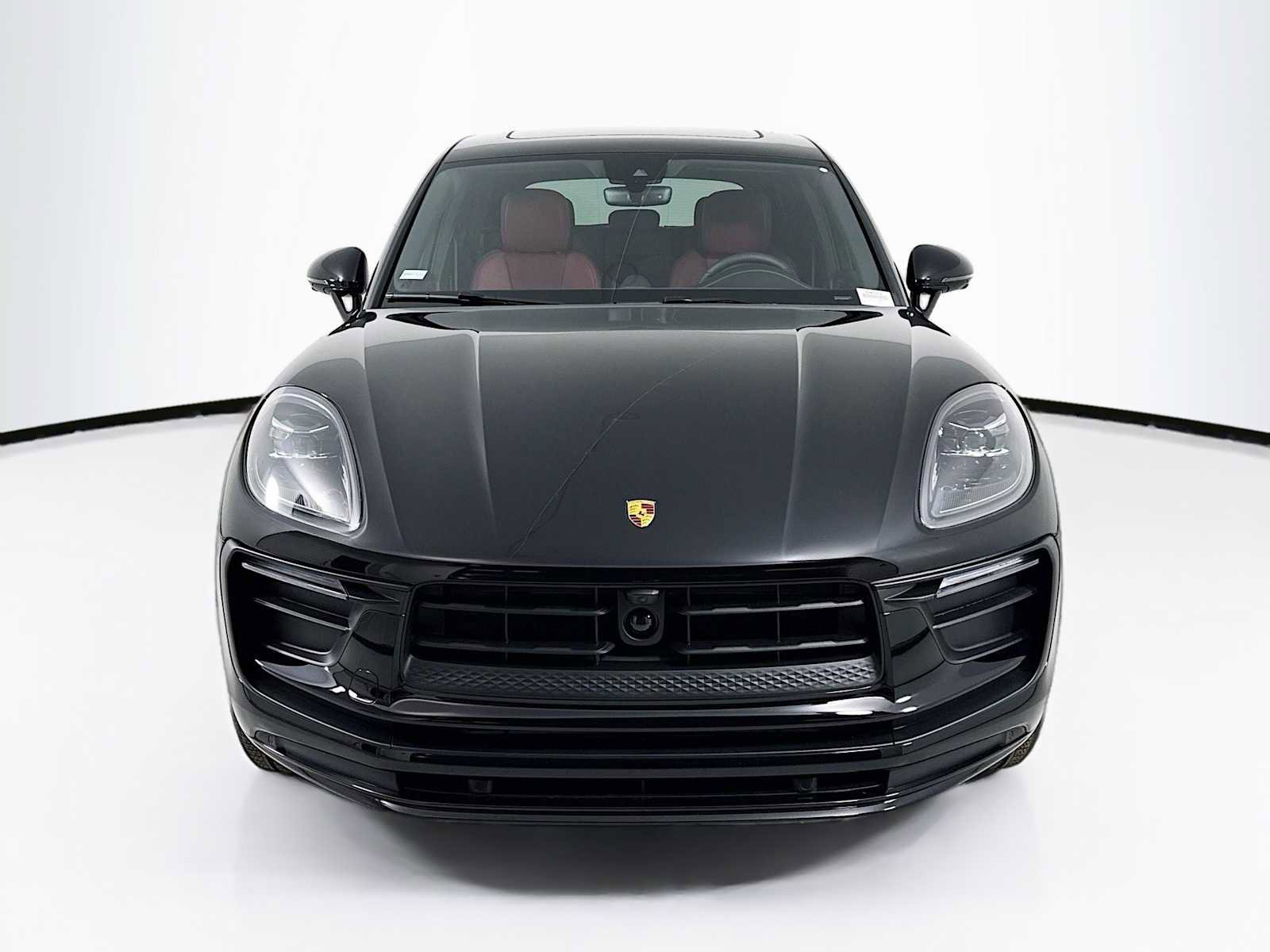 New 2026 Porsche Macan image 6