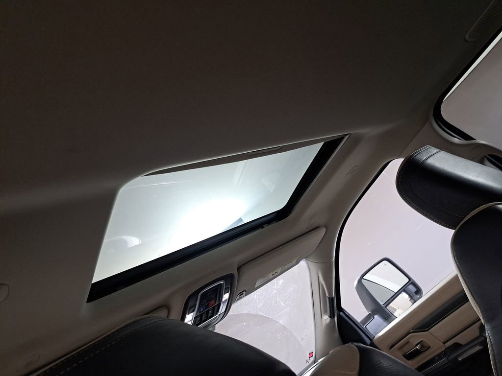 Used 2023 RAM 2500 Limited w/ Towing Technology Group image 17