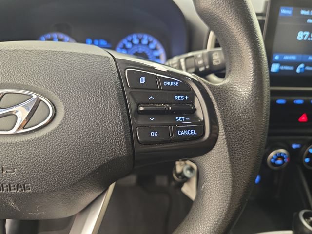 Used 2021 Hyundai Venue SE FWD image 29