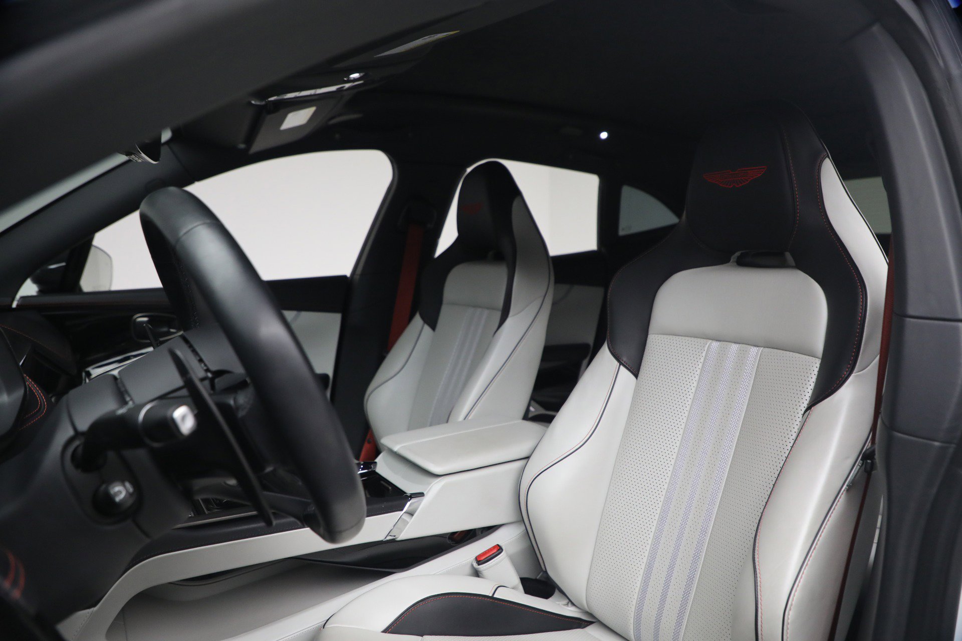 Used 2025 Aston Martin DBX 707 image 15