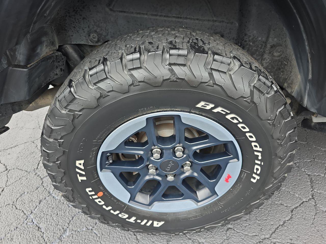 Used 2018 Jeep Wrangler Rubicon w/ Cold Weather Group image 17