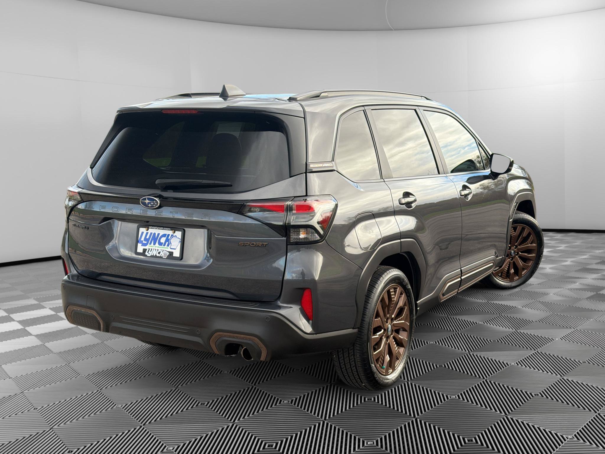 Used 2025 Subaru Forester Sport w/ Popular Package #2 AWD/4WD image 4