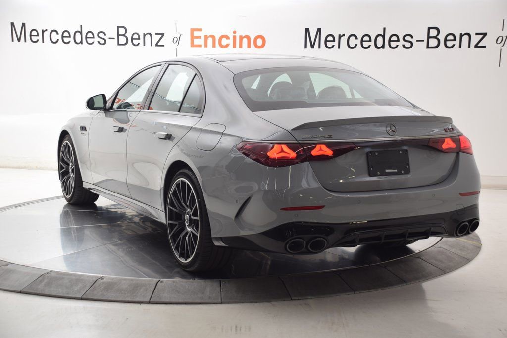 New 2026 Mercedes-Benz E 53 AMG e 4MATIC Sedan image 4