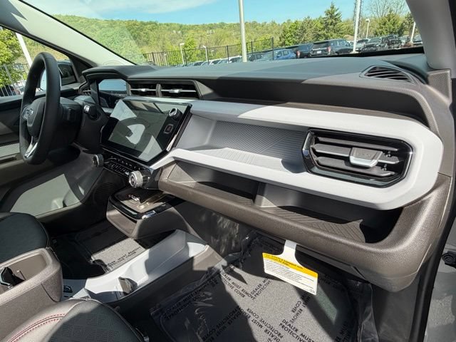 New 2027 Chevrolet Bolt RS w/ Technology Package FWD image 39