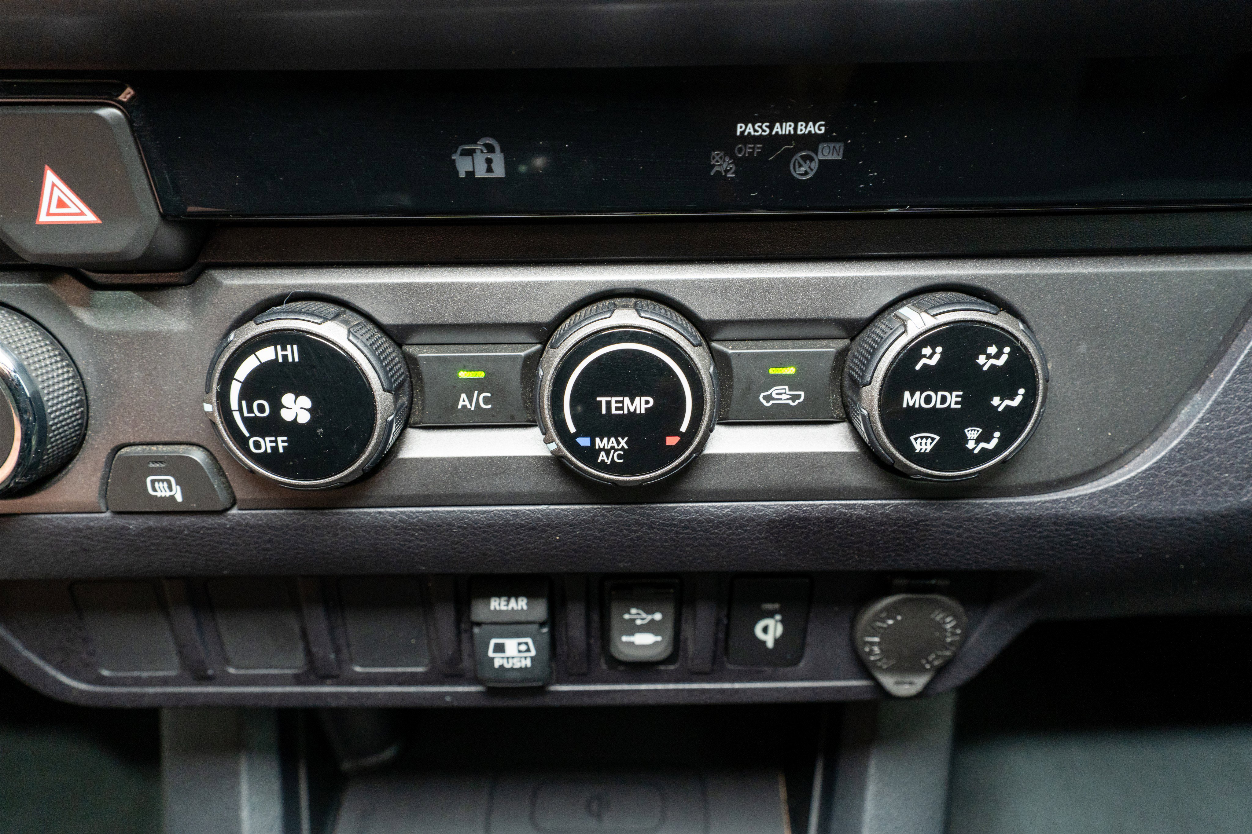 Used 2018 Toyota Tacoma TRD Off-Road image 22