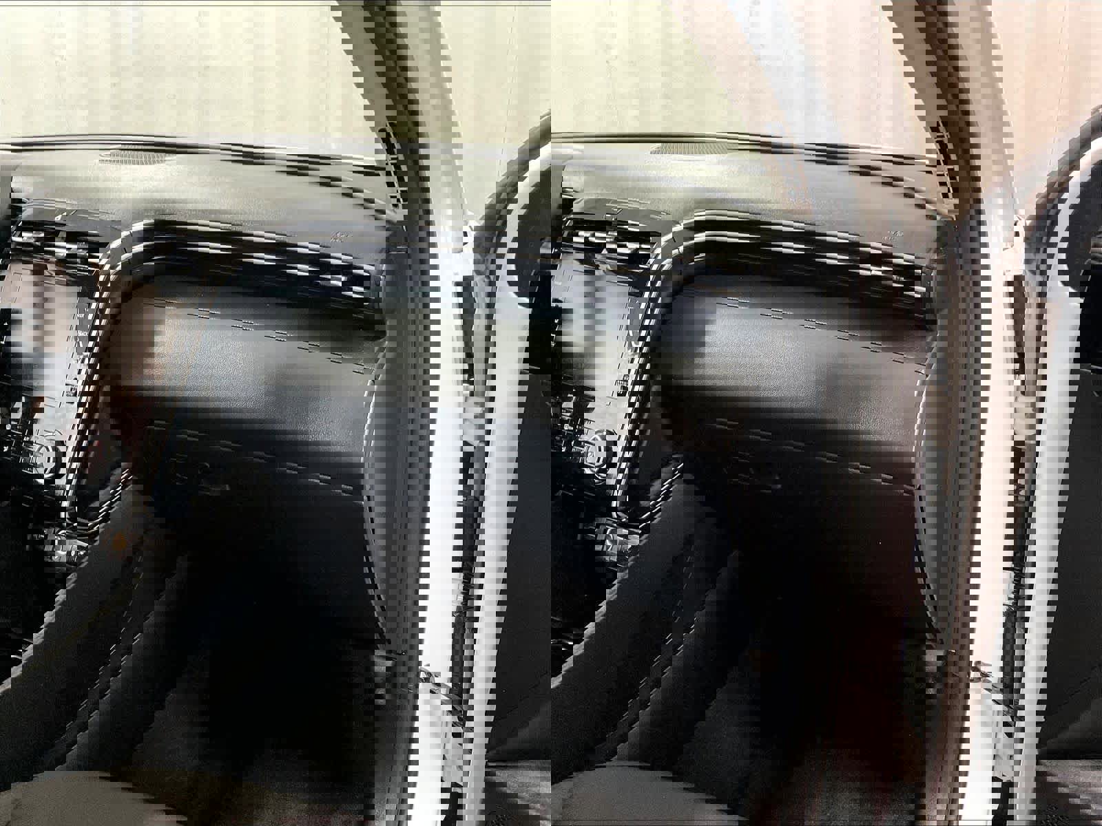 Used 2023 Hyundai Tucson SEL image 13