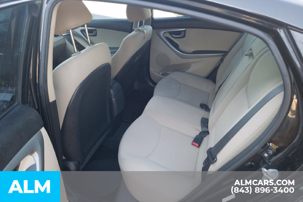 Used 2016 Hyundai Elantra SE FWD image 16