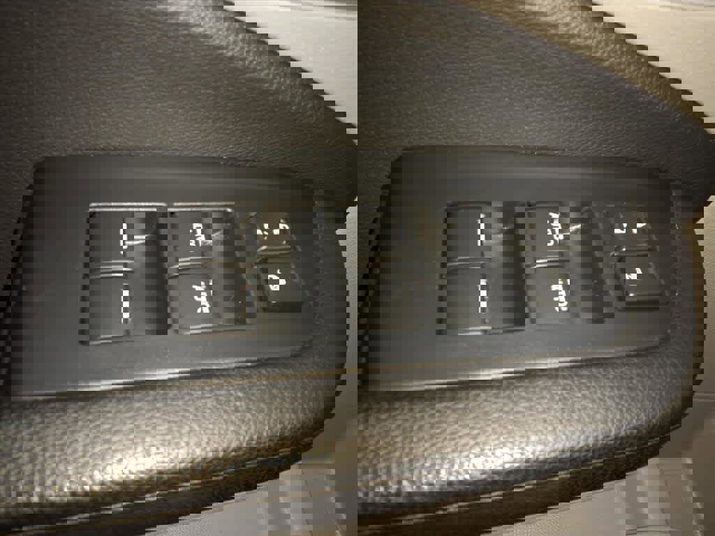 Used 2022 Honda Pilot Touring image 12