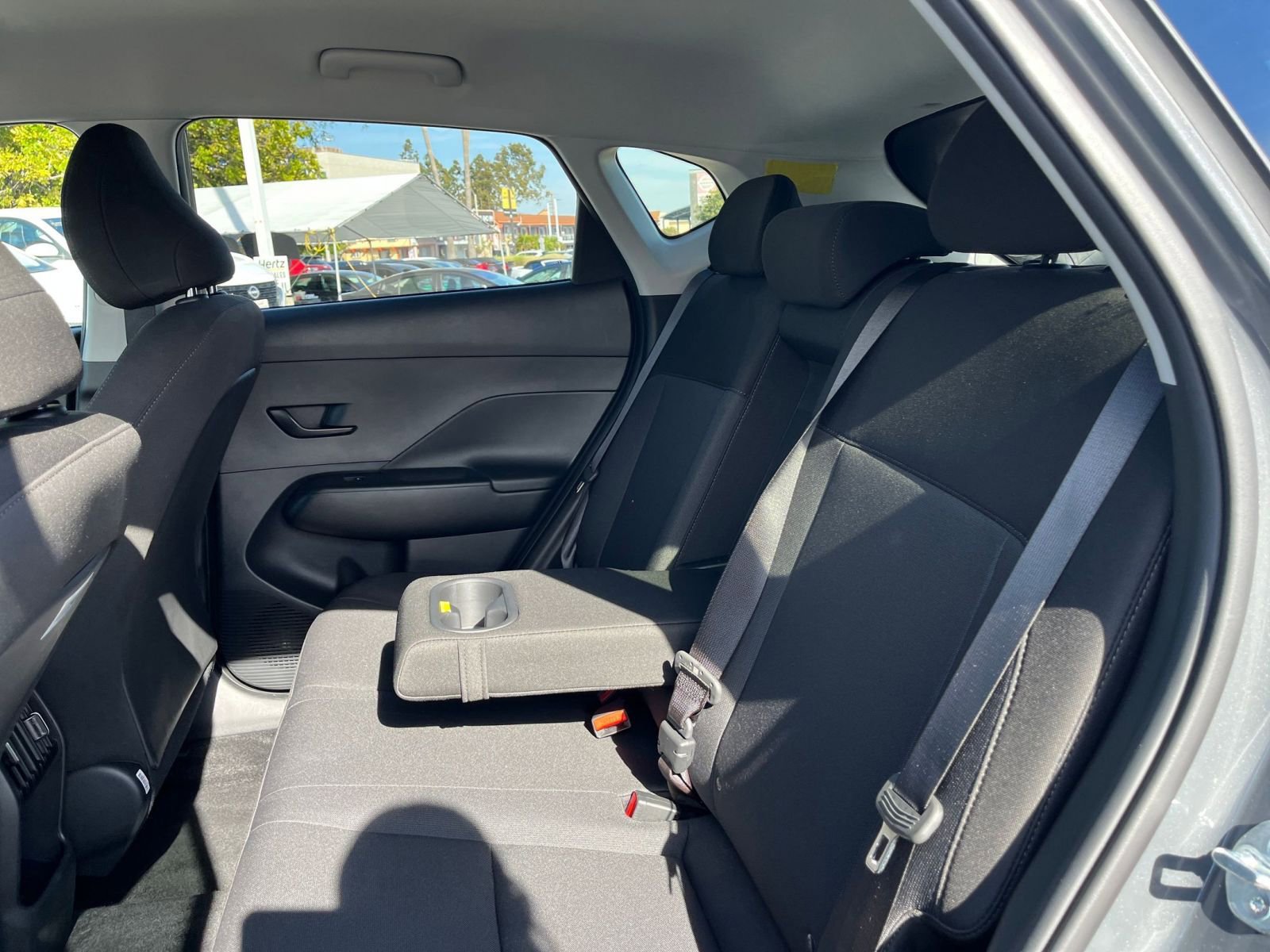 Used 2025 Hyundai Kona SEL FWD image 28