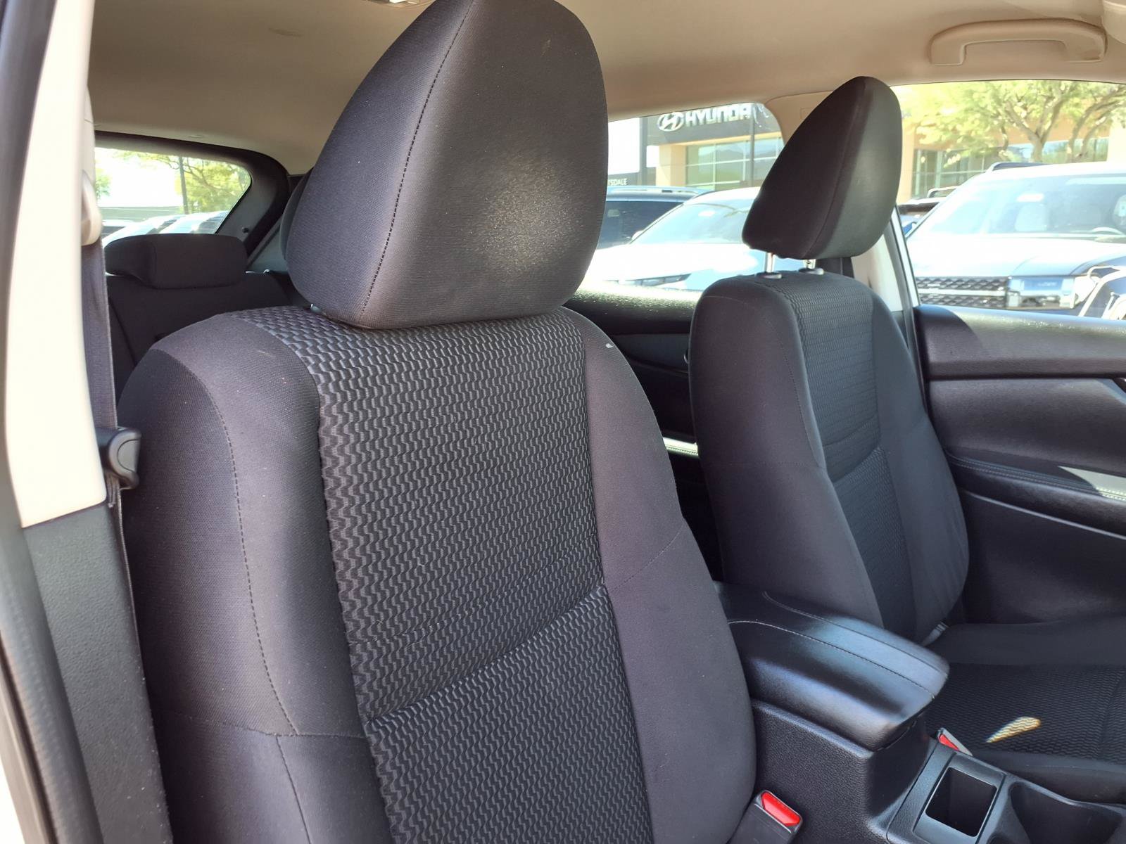 Used 2020 Nissan Rogue Sport S FWD image 12