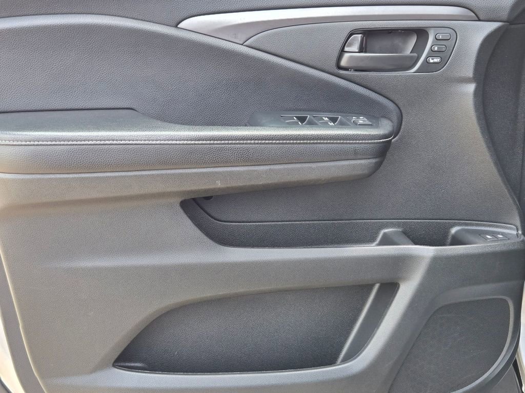 Used 2022 Honda Passport EX-L image 10