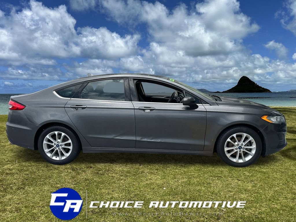 Used 2019 Ford Fusion SE FWD image 9
