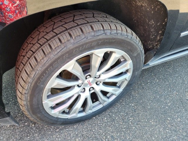 Used 2019 GMC Yukon Denali image 9