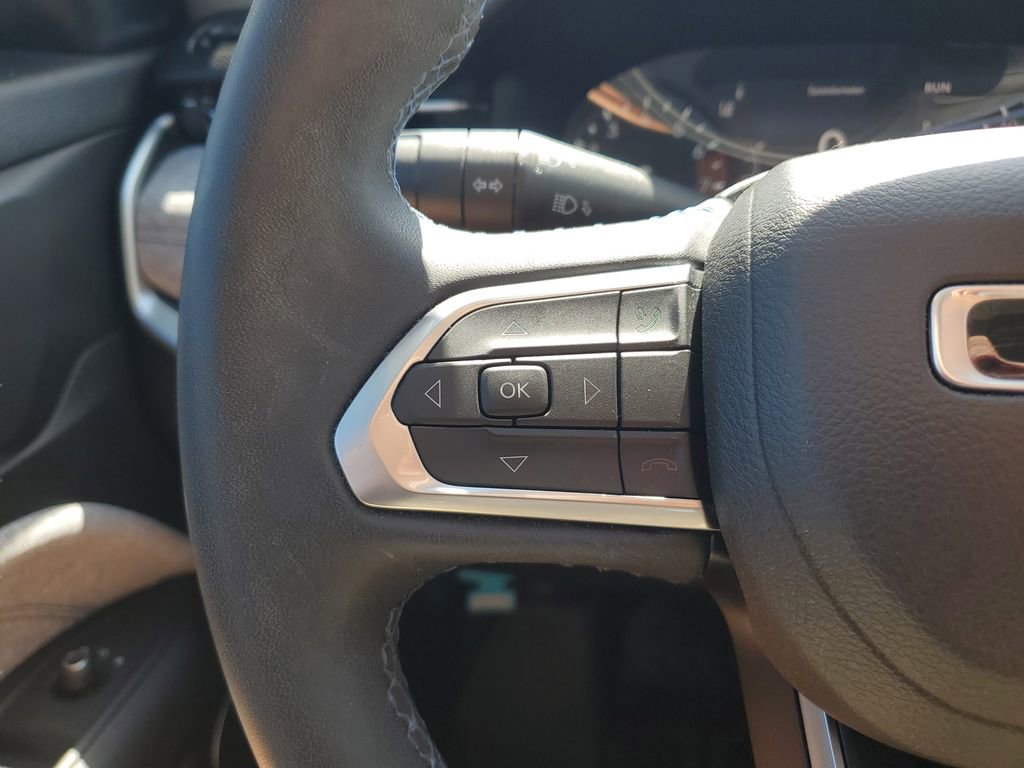 Used 2022 Jeep Compass Latitude w/ Sun and Sound Group FWD image 20