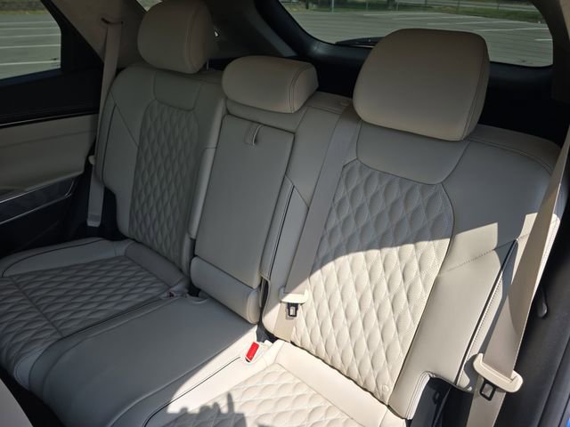 Used 2022 Genesis GV70 3.5T Sport w/ Sport Advanced Package image 13