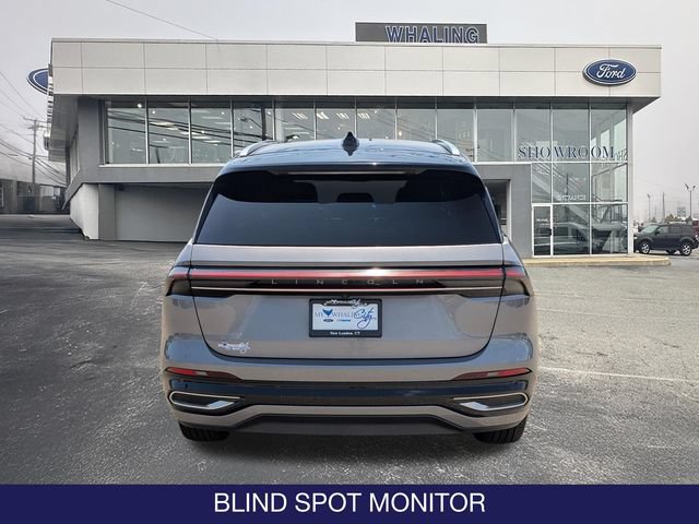 Used 2024 Lincoln Nautilus Reserve AWD/4WD image 7