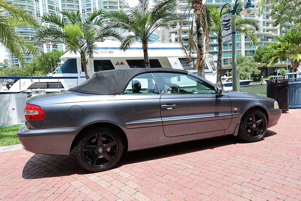 Used 2004 Volvo C70 HT FWD image 19