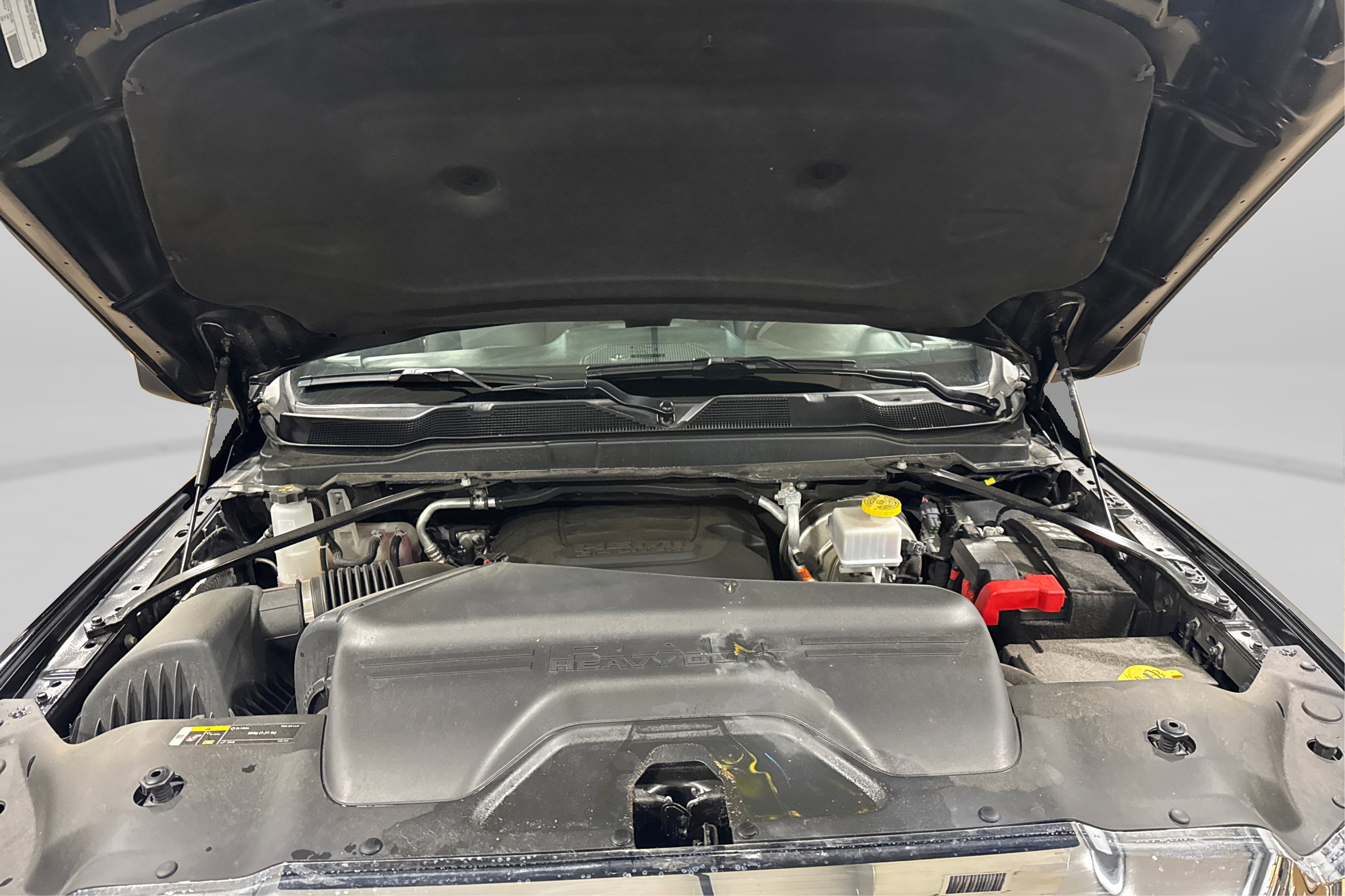 Used 2024 RAM 2500 Tradesman w/ Chrome Appearance Group image 12