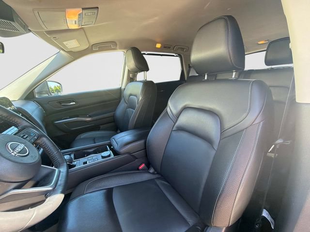 Used 2023 Nissan Pathfinder SL AWD/4WD image 26