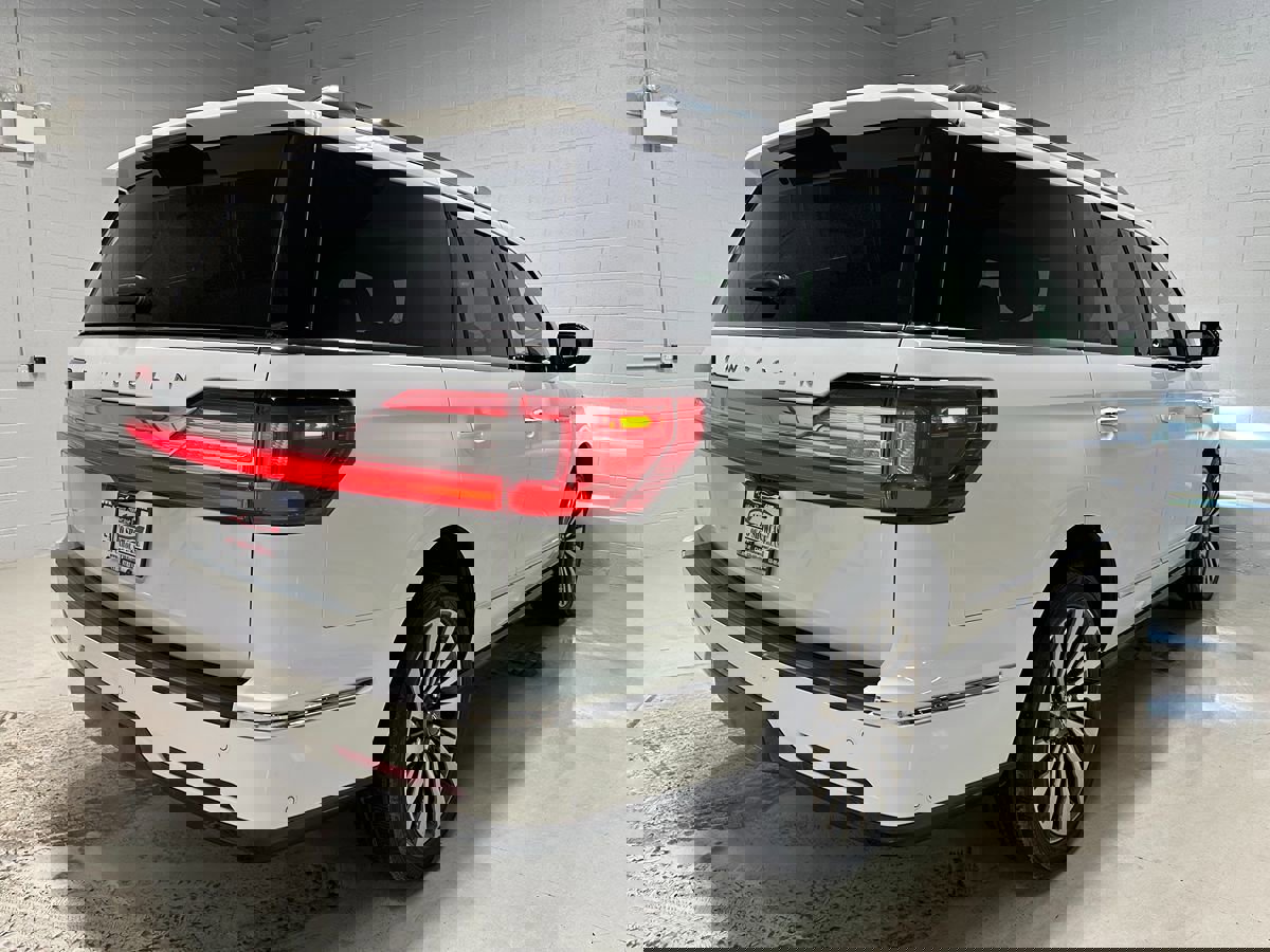 Used 2021 Lincoln Navigator Reserve w/ Luxury Package image 6