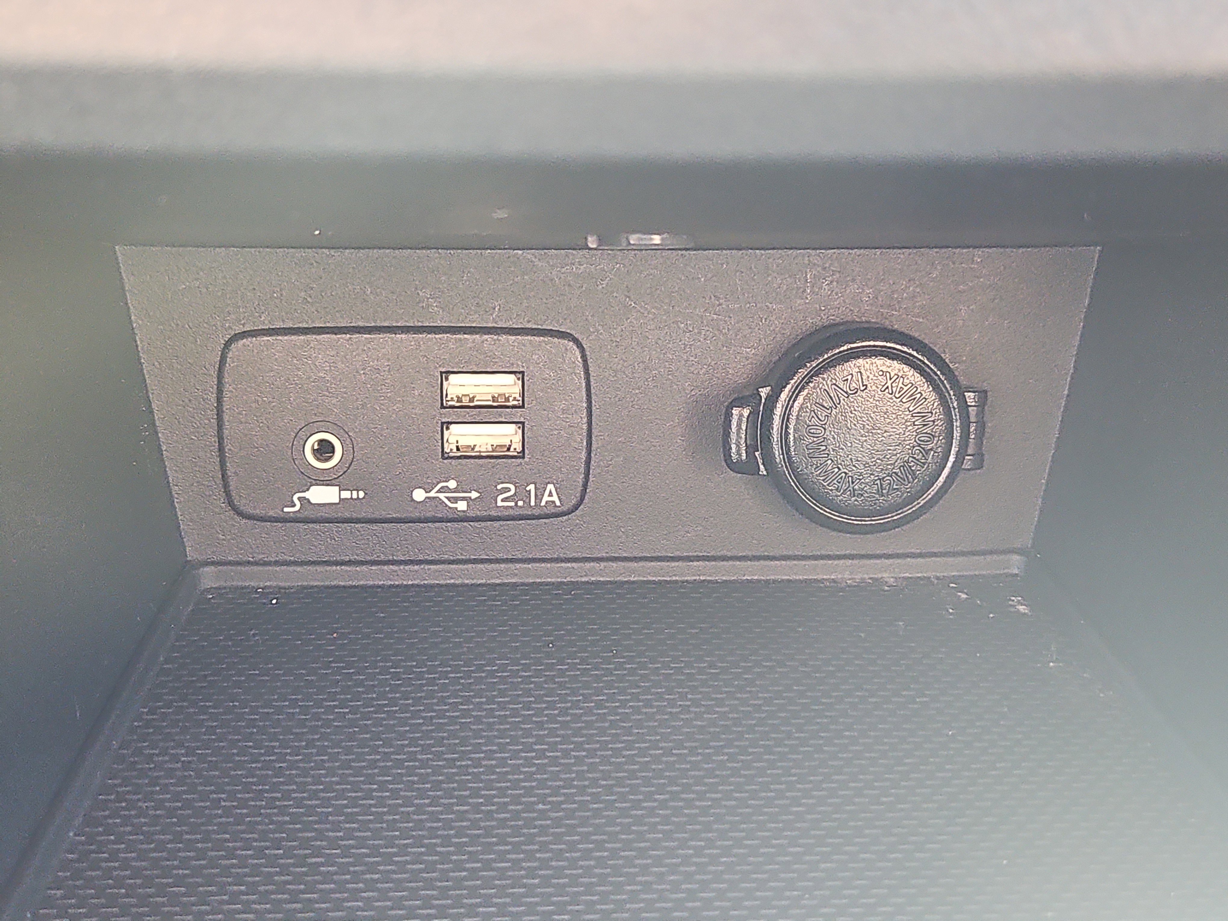 Used 2020 Subaru Crosstrek 2.0i Premium image 9