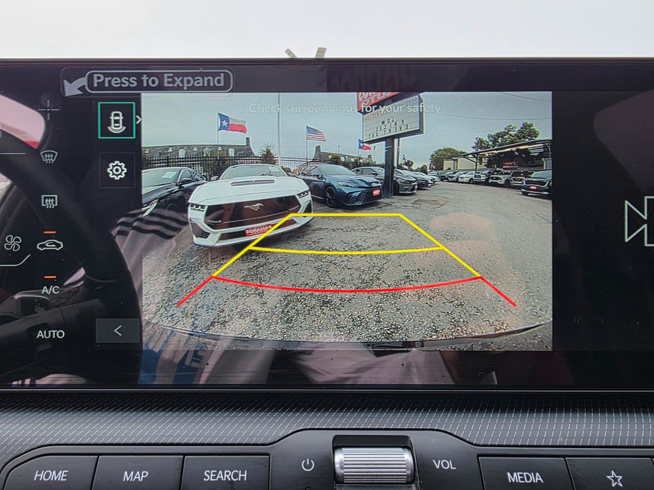 Used 2025 Kia K4 GT-Line w/ GT-Line Premium Package FWD image 18