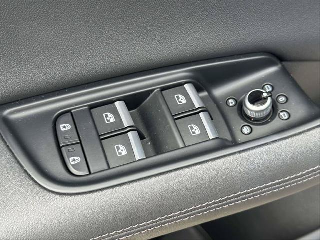 Used 2023 Audi Q7 3.0T Premium Plus w/ Premium Plus Package AWD/4WD image 20
