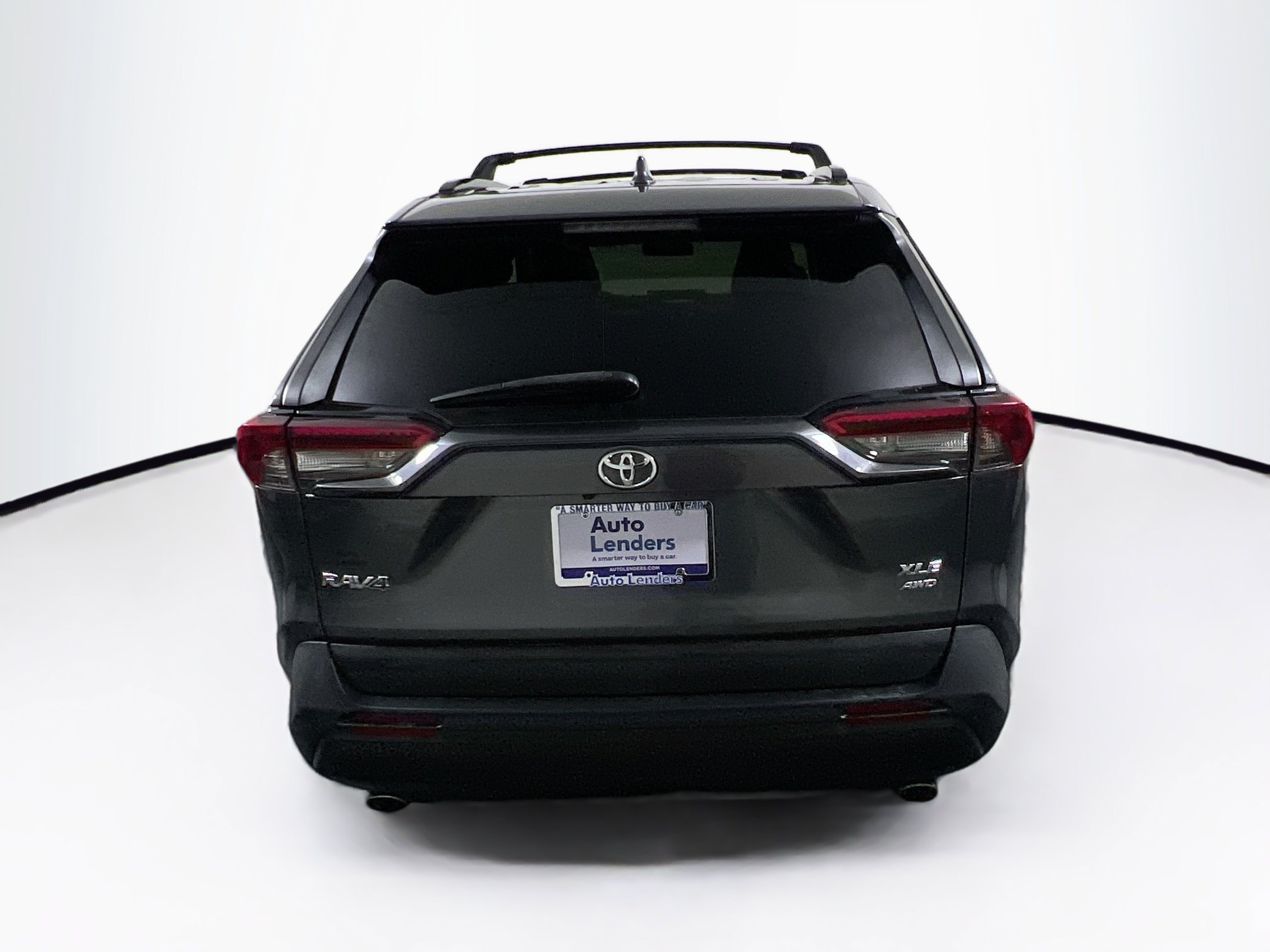 Used 2019 Toyota RAV4 XLE Premium w/ Cold Weather Package AWD/4WD image 6