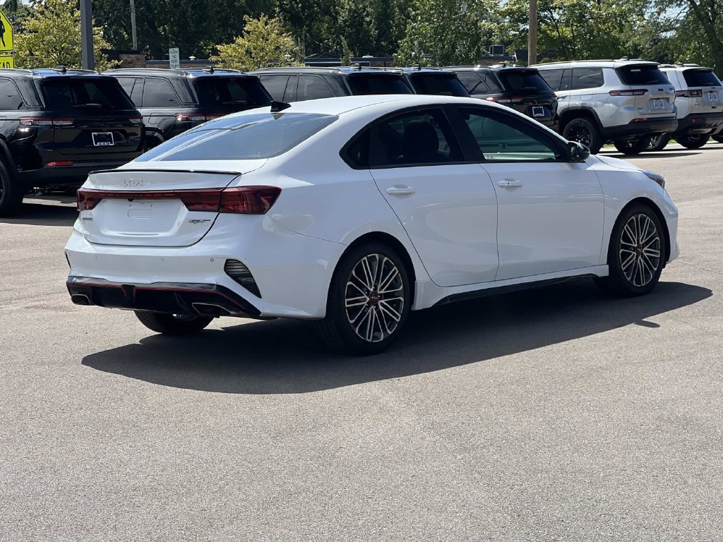 Used 2022 Kia Forte GT w/ GT2 Package FWD image 6