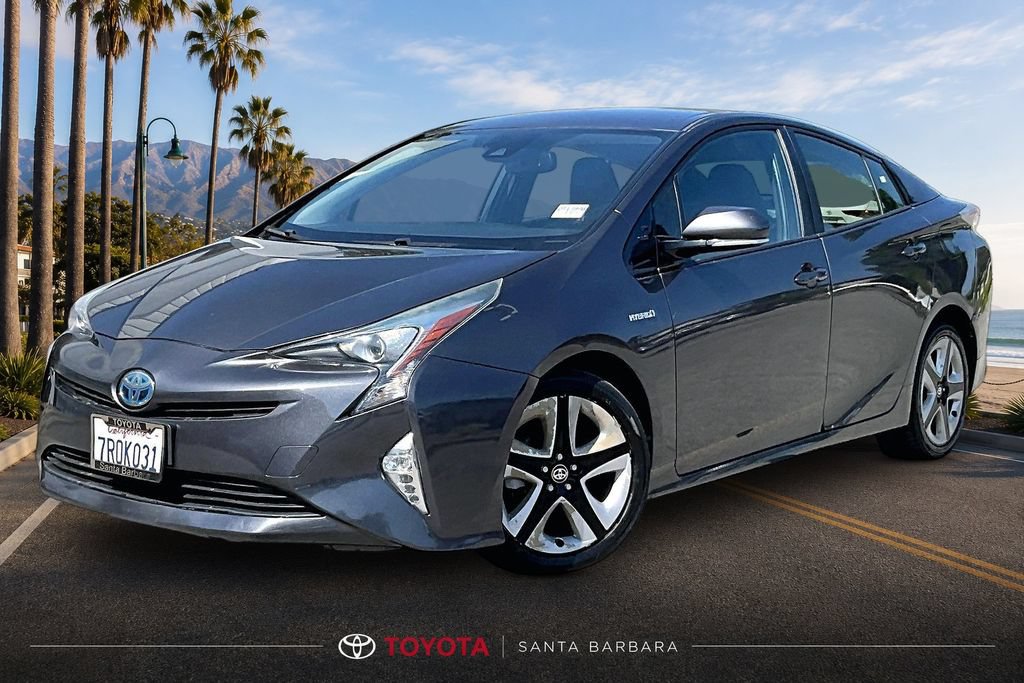 Used 2016 Toyota Prius Four Touring w/ Preferred Accessory Package FWD image 3