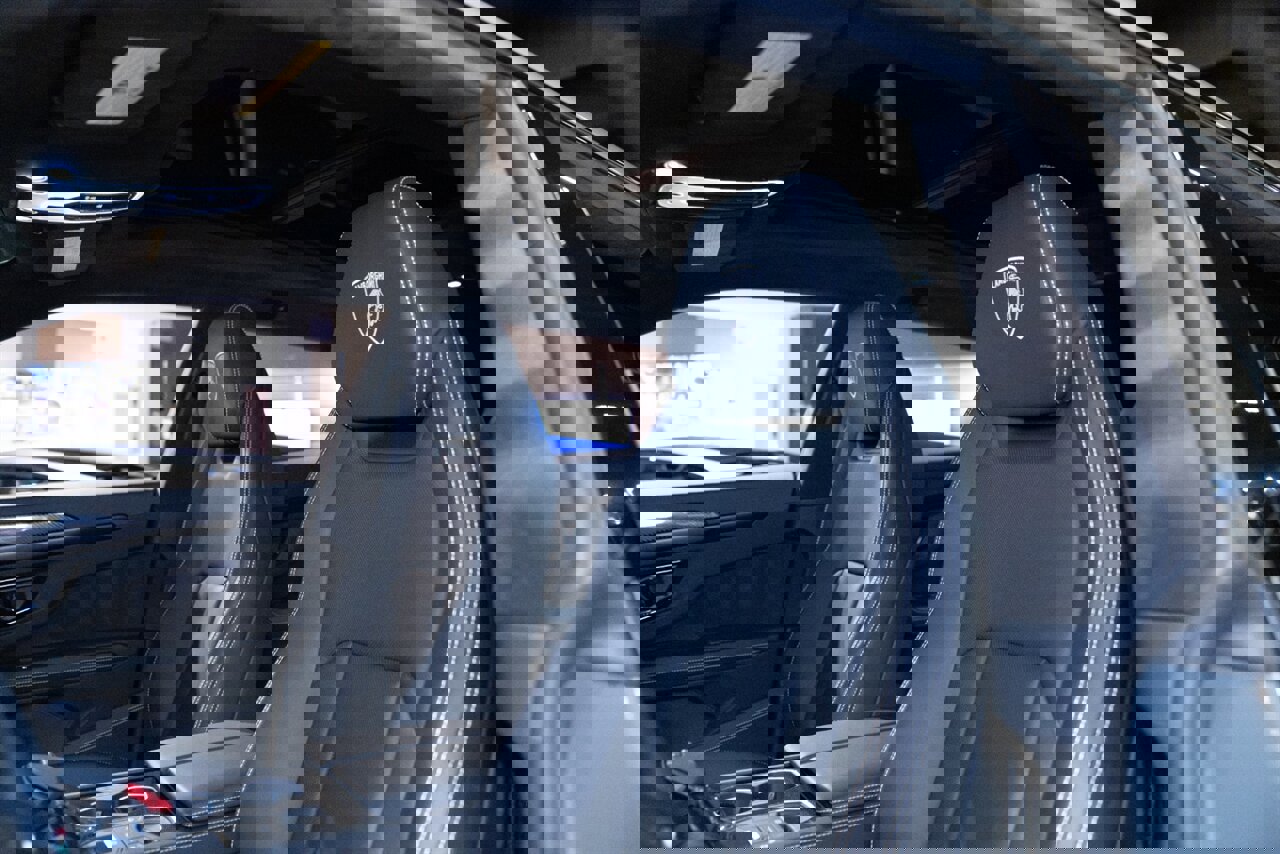 Used 2023 Lamborghini Urus S image 10