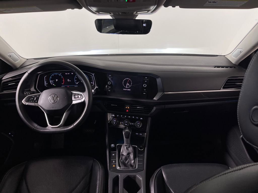 Used 2022 Volkswagen Jetta SEL image 14