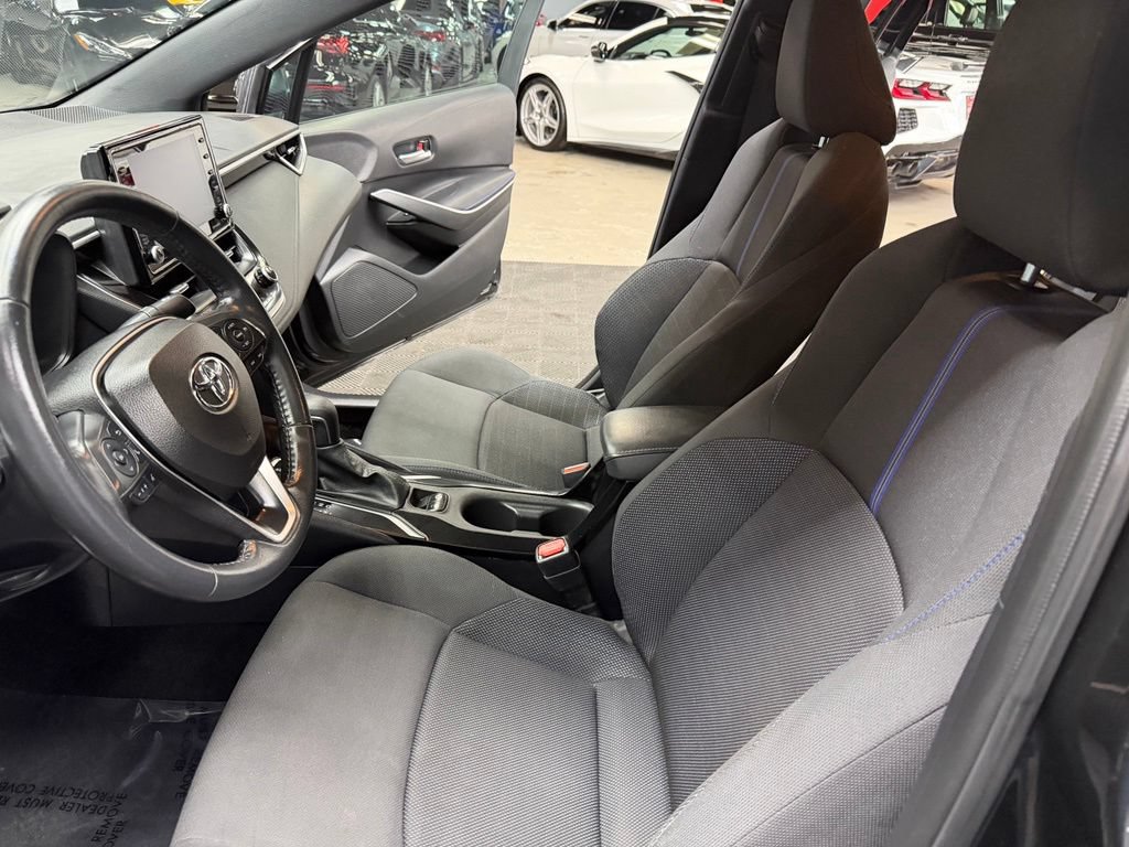 Used 2022 Toyota Corolla SE FWD image 33
