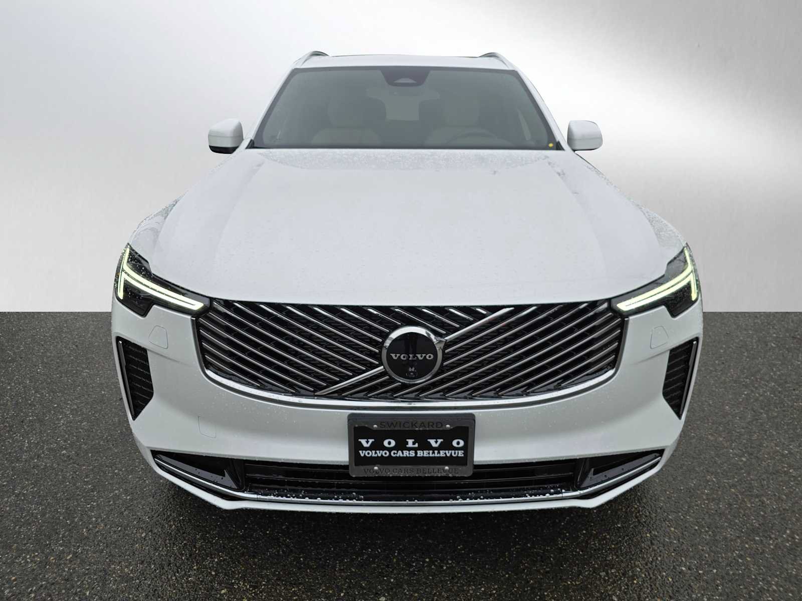 New 2026 Volvo XC90 B6 Plus w/ Protection Package Premier AWD/4WD image 8
