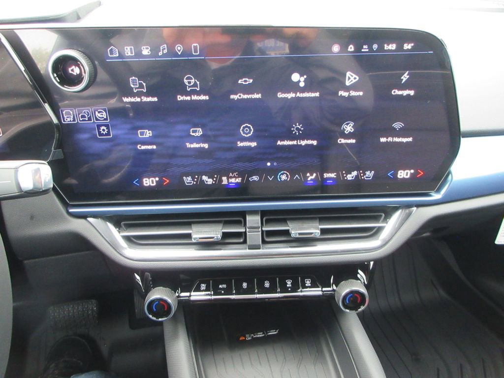 New 2026 Chevrolet Equinox EV LT image 32