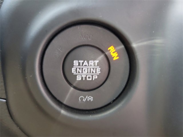 Used 2023 Jeep Gladiator Sport image 20