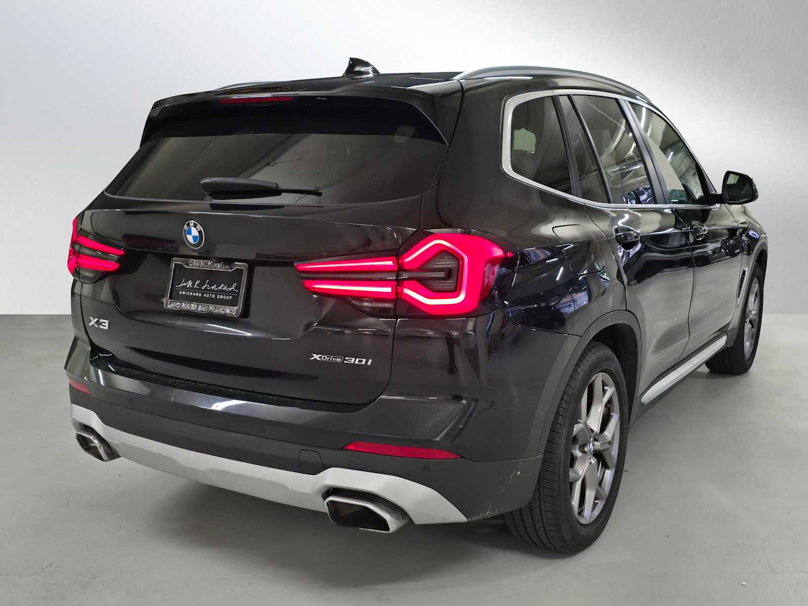 Used 2023 BMW X3 xDrive30i w/ Convenience Package image 5