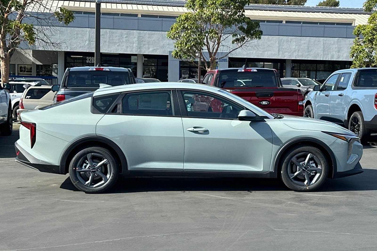 New 2026 Kia K4 FWD image 3