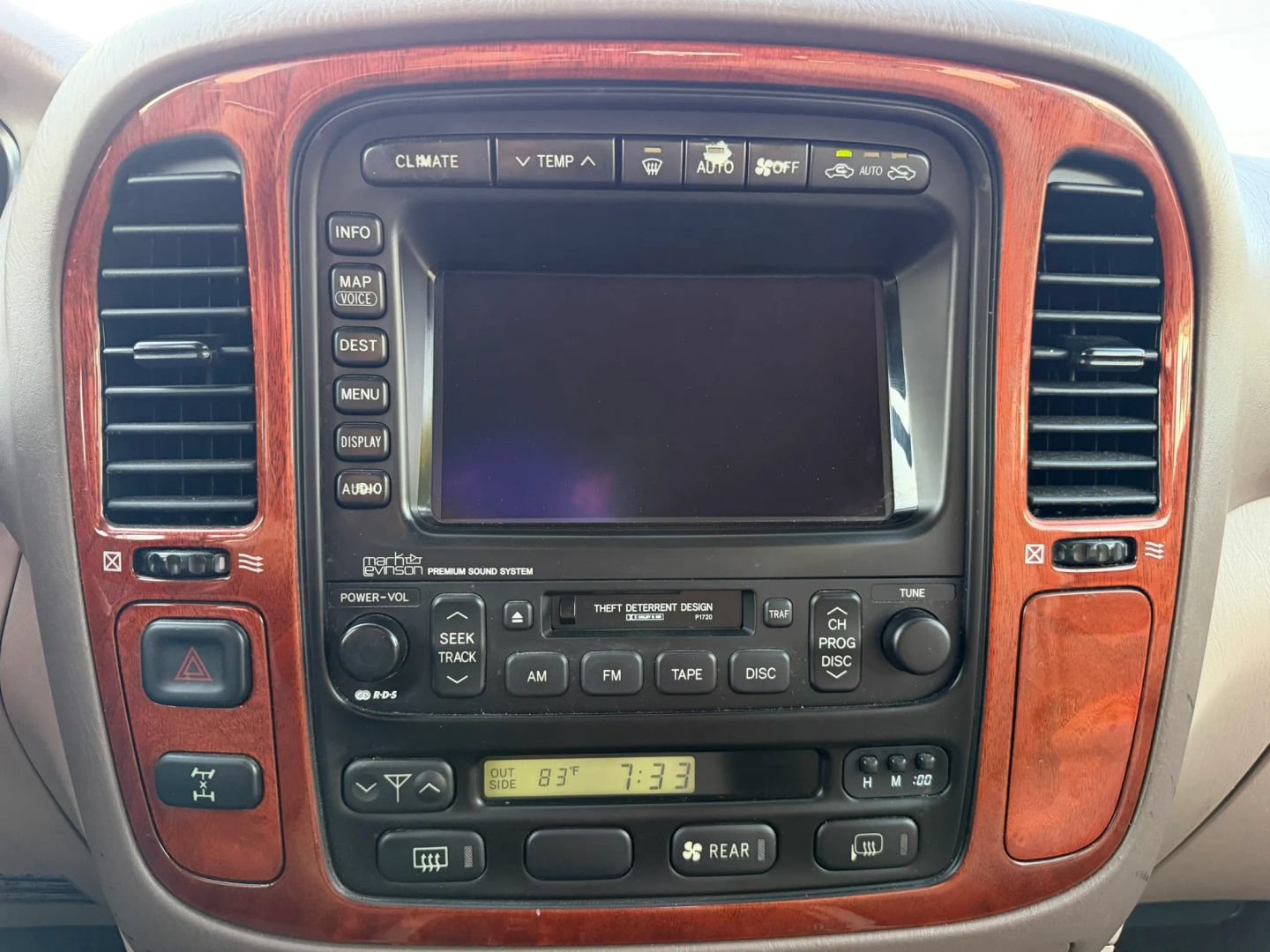 Used 2002 Lexus LX 470 4WD image 25