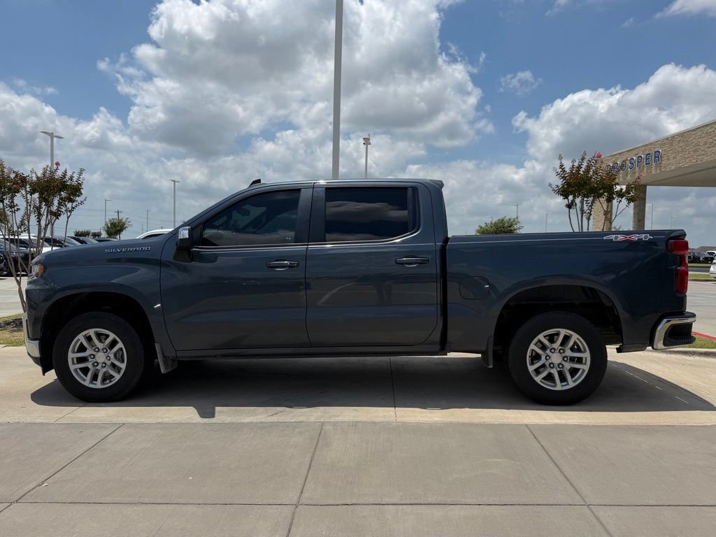 Used 2021 Chevrolet Silverado 1500 LT AWD/4WD image 9
