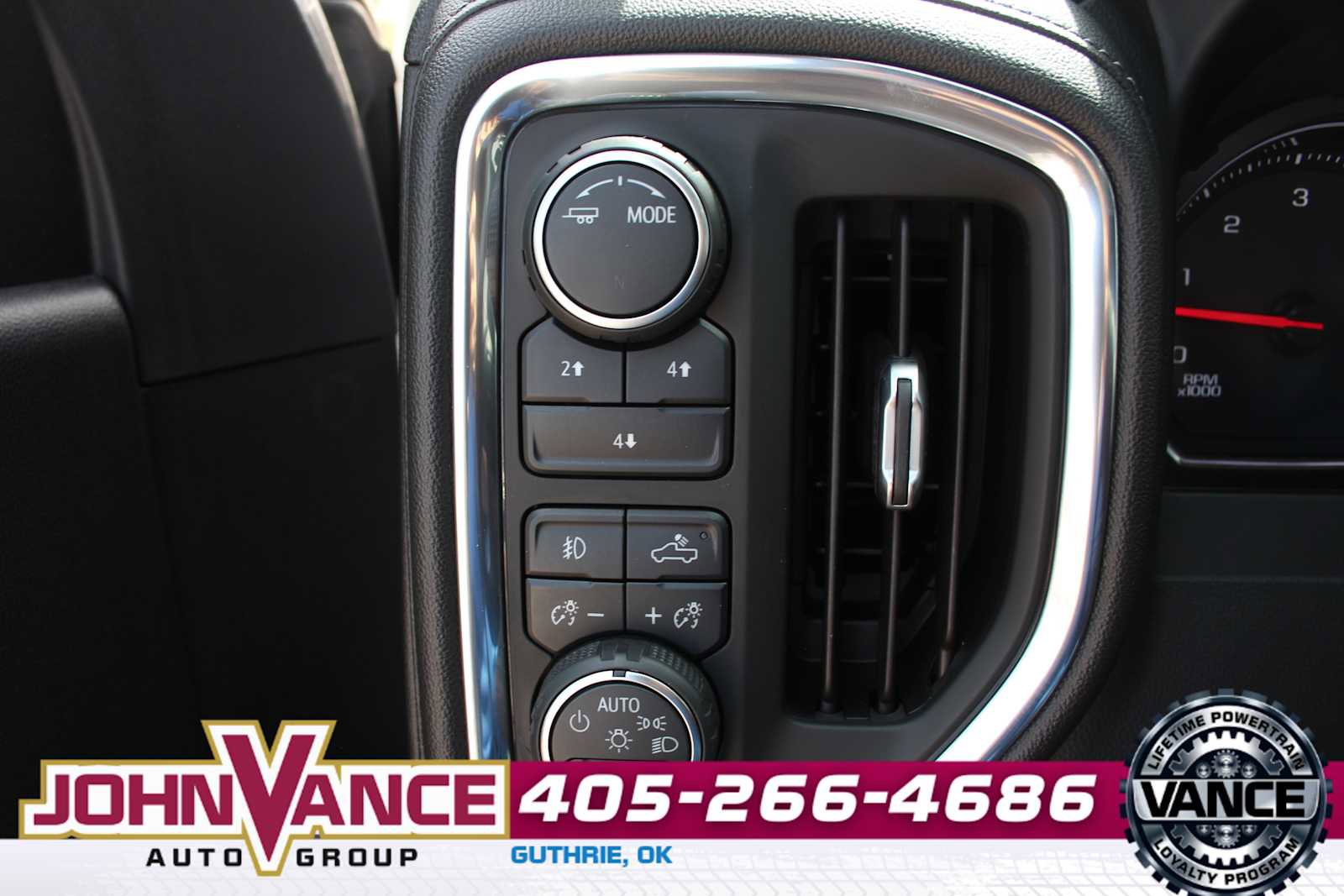 Used 2021 Chevrolet Silverado 2500 LT w/ Texas Edition AWD/4WD image 32