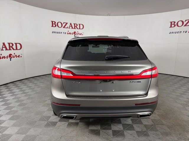Used 2016 Lincoln MKX Reserve w/ Luxury Package FWD image 7