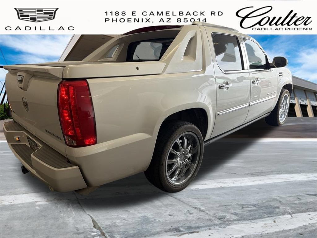 Used 2013 Cadillac Escalade EXT Premium AWD/4WD image 5