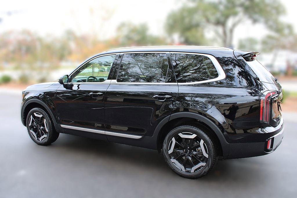 New 2025 Kia Telluride EX w/ EX Captain's Chair Package image 13