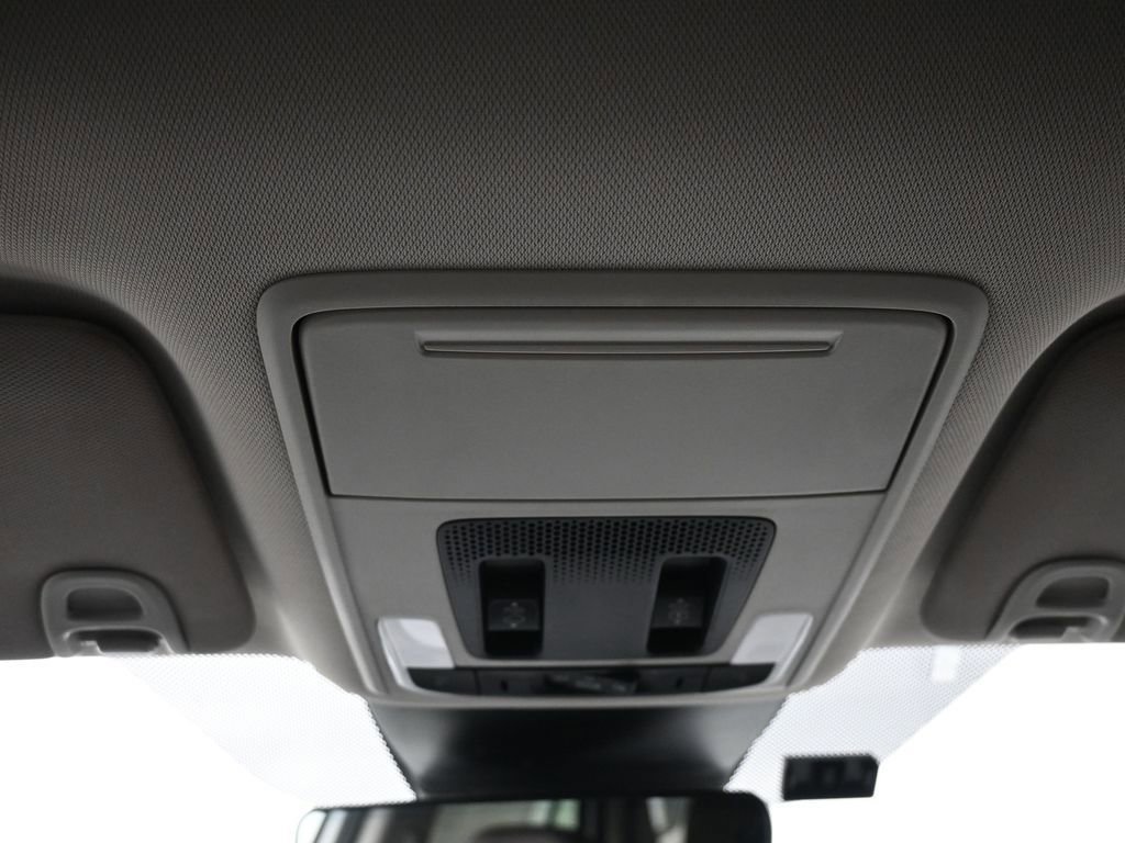 Certified 2023 Honda Pilot Elite image 17