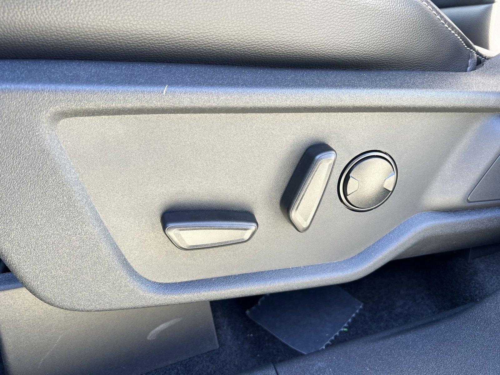 New 2025 Ford Bronco Outer Banks image 14