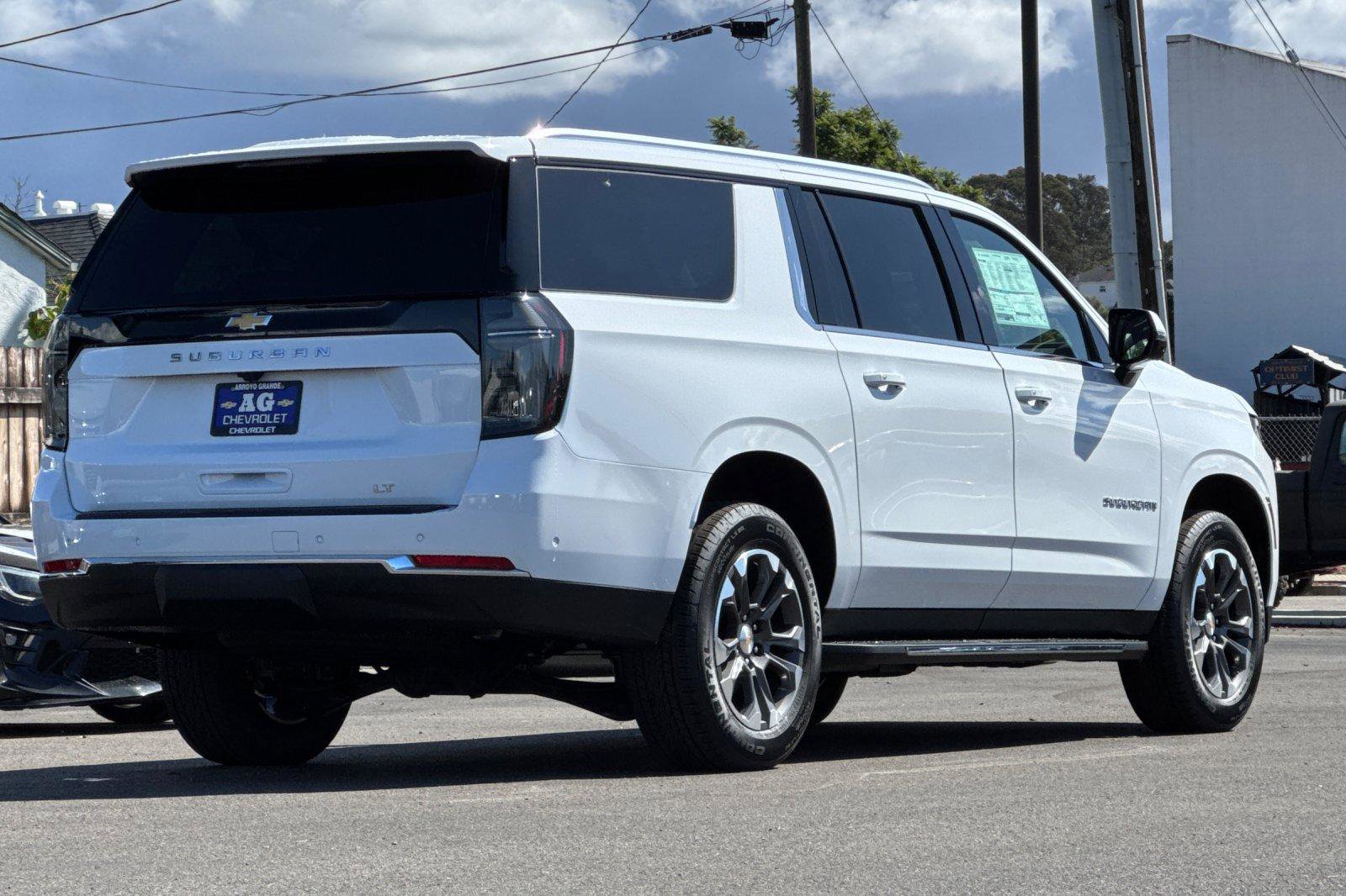 New 2026 Chevrolet Suburban LT w/ Comfort Package image 4