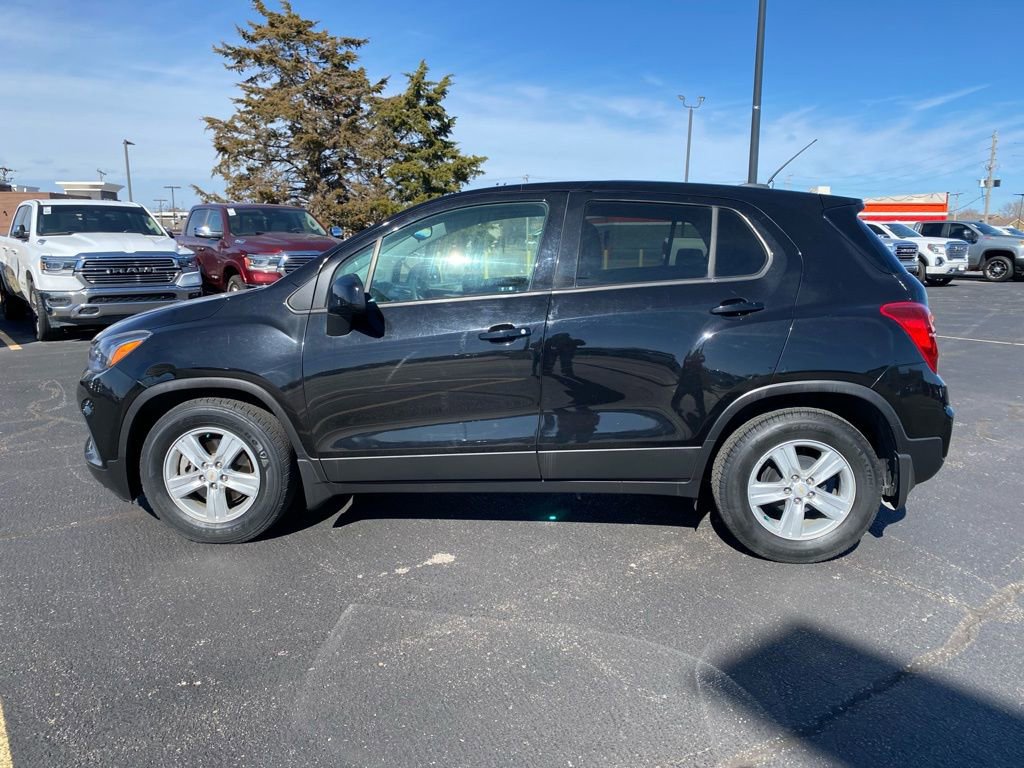 Used 2021 Chevrolet Trax LS w/ Tint and Cruise Package image 6