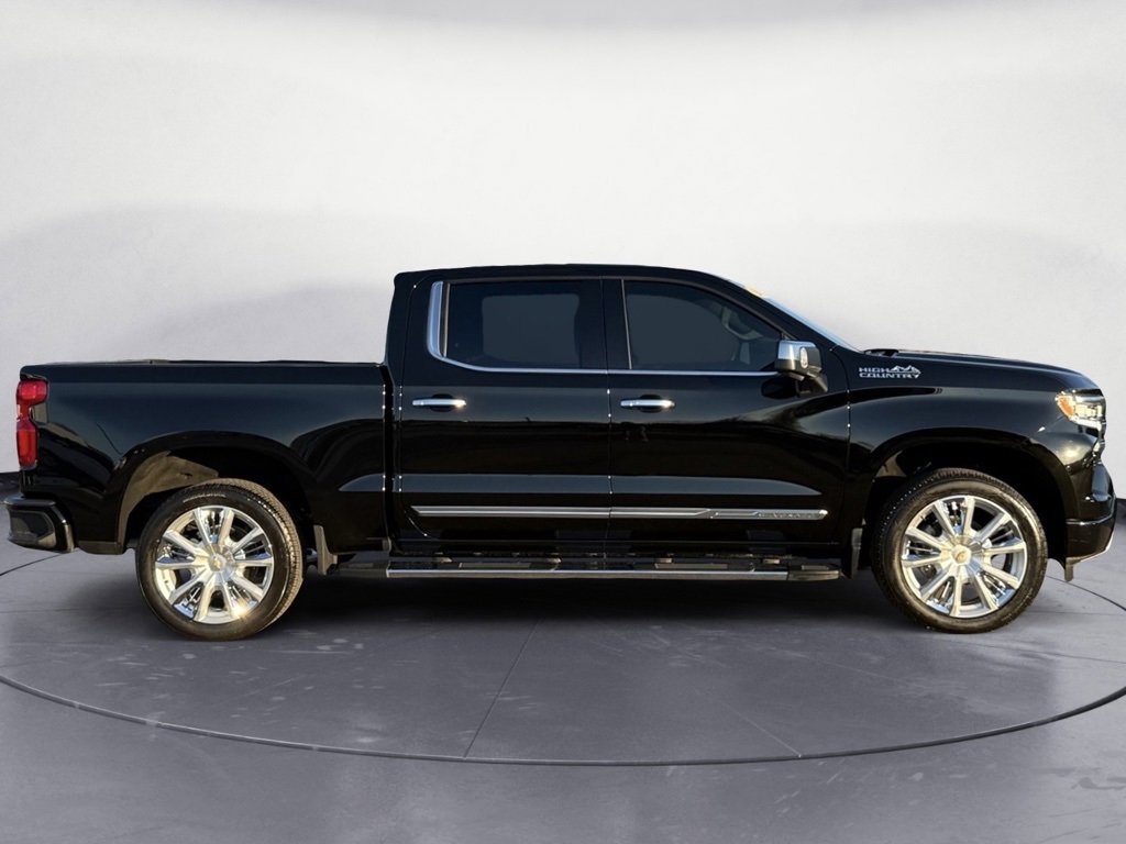 Used 2025 Chevrolet Silverado 1500 High Country w/ High Country Premium Package image 11