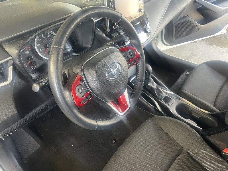 Used 2021 Toyota Corolla SE FWD image 3